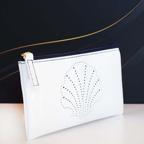 Set of 4: Estée Lauder Makeup Bundle - Picture 10 of 12